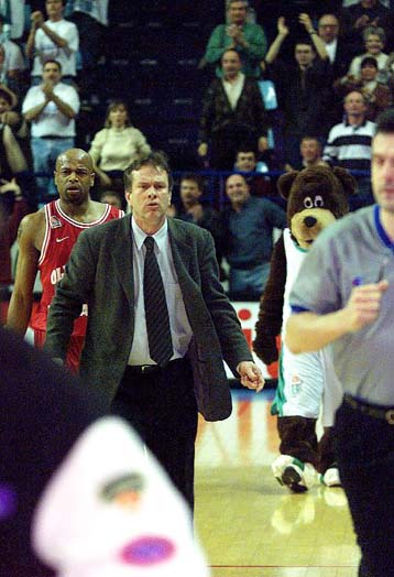 Υπόμνημα Ολυμπιακού στη FIBA για Λίμαν