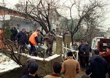 Συνεχίζει να ανακαλύπτει σορούς θυμάτων της Χεζμπολάχ η τουρκική αστυνομία