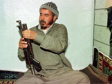 Εχει παραδοθεί το 80% των ανταρτών