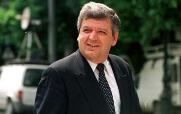 Αντιδράσεις από εργοδότες και κυβέρνηση στην πρόταση ΓΣΕΕ για το 35ωρο