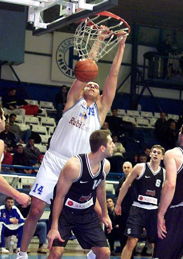 Με 100άρα στους 8 του Σαπόρτα ο Ηρακλής