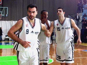 Νίκη του ΠΑΟΚ με απώλεια τον Μπαλογιάννη