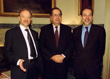 H ΕΕ αναλαμβάνει διπλωματικές πρωτοβουλίες στη Μέση Ανατολή