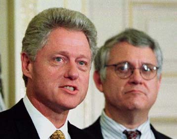 Παραιτείται ο υφυπουργός Αμυνας των ΗΠΑ, για να γίνει πρόεδρος του CSIS