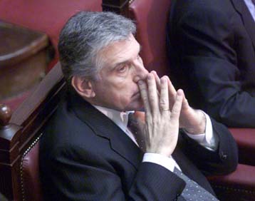 Νέες επαφές για τα πανωτόκια μετά το αδιέξοδο των συνομιλιών της Δευτέρας