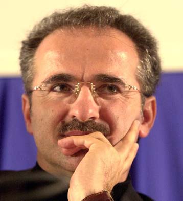 Αρθρο του Πανταγιά προκαλεί ένταση στις σχέσεις Αθήνας – Λευκωσίας