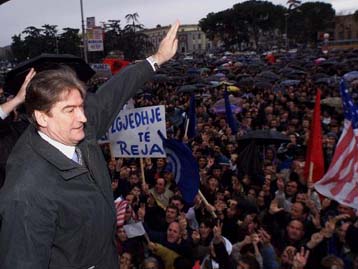 Τις περιουσίες των Τσάμηδων διεκδικεί πάλι η Αλβανία