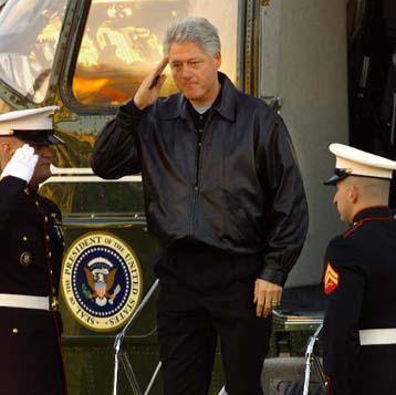 Προσωπική παρέμβαση Κλίντον για την άρση του αδιεξόδου στις συροϊσραηλινές συνομιλίες