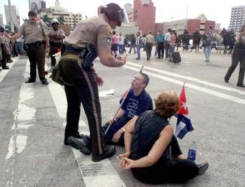 Διαδηλώσεις στο Μαϊάμι για τον επαναπατρισμό του 6χρονου Κουβανού