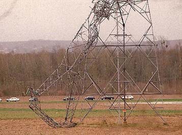 Eως και τρία χρόνια για την πλήρη αποκατάσταση του γαλλικού δικτύου ηλεκτροδότησης