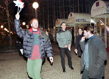 Ο συνασπισμός της αντιπολίτευσης κερδίζει την πλειοψηφία στο Κοινοβούλιο