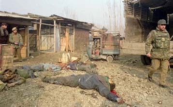 Ενοπλες επιθέσεις στο Κασμίρ – Αυξάνονται οι νεκροί