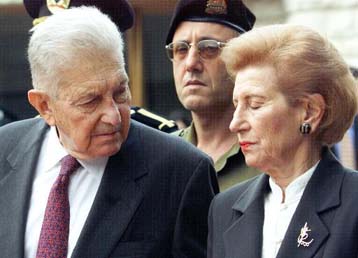 Αρχισε έρευνα για παράνομες δωρεές στον πρόεδρο της χώρας