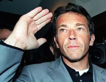 Παραιτήθηκε ο Χάιντερ από την ηγεσία του Κόμματος της Ελευθερίας