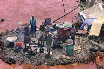 Δεκάδες χιλιάδες άστεγοι στη Μοζαμβίκη από τις πλημμύρες