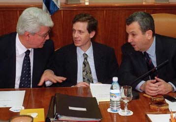 Την αποχώρηση των ισραηλινών στρατευμάτων από το Λίβανο συζήτησε το υπουργικό συμβούλιο