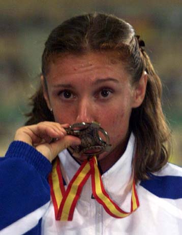 Χρυσό η Θάνου