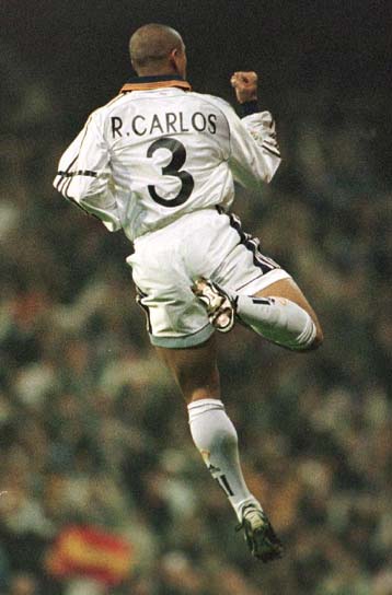 Επίθεση Φαν Γκάαλ σε παίκτες και διαιτητές για το διασυρμό της Μπάρτσα