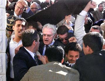 Διαμαρτυρίες για νέο φραστικό ατόπημα του Ζοσπέν στο Ισραήλ