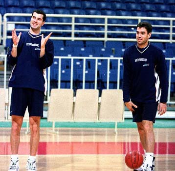 Σύγκρουση Κακιούζη – Πετρόπουλου στην εθνική μπάσκετ