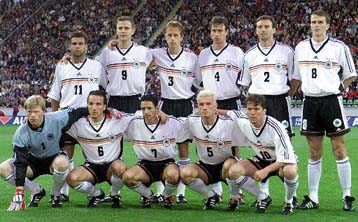 Στο Μόναχο Γερμανία – Αγγλία για τα προκριματικά του 2002