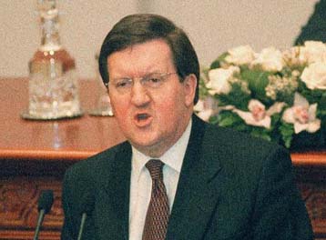 Στα Τίρανα ο γενικός γραμματέας του ΝΑΤΟ