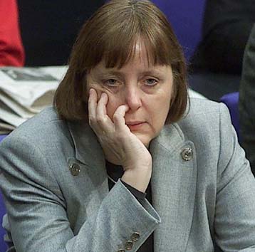 Μάχη για την ηγεσία του CDU – Παραίτηση του Κολ από την Credit Suisse