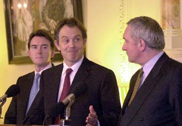 Ακαρπη η συνάντηση κορυφής για την ειρηνευτική διαδικασία στη Βόρεια Ιρλανδία