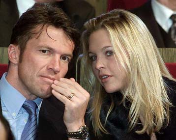 Eνα τραγούδι για το ρεκόρ του Ματέους