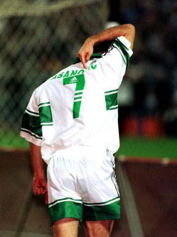 Ξενιτεύονται Μίκλαντ και Ασάνοβιτς