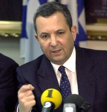 Η κυβέρνηση Μπαράκ αποκρούει πρόταση μομφής με τη συνεργασία της αντιπολίτευσης