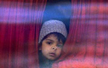 Κινήσεις της Βρετανίας για απέλαση των πρώην ομήρων του αφγανικού Boeing