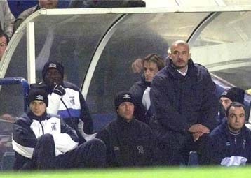 Δεν πωλείται ο Νιστελρόι λέει η Εϊτχόφεν