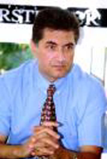 Παραιτήθηκε ο Δερμάτης