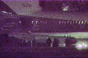 Aπελευθέρωσαν 85 ομήρους οι αεροπειρατές του αφγανικού Boeing