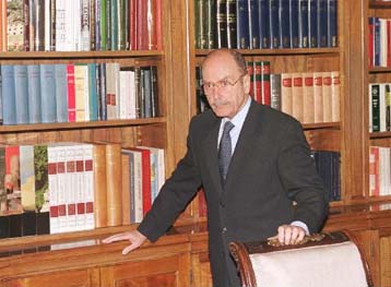 Επανεκλέγεται το απόγευμα ο Κ.Στεφανόπουλος στο αξίωμα του Προέδρου της Δημοκρατίας