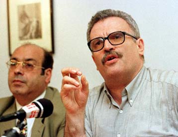 Δίωξη κατά του δικηγόρου του Οτζαλάν