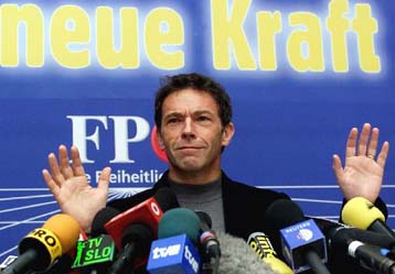 Ο Πορτογάλος πρόεδρος ακυρώνει επίσκεψη στην Αυστρία – Aπολογητικός ο Χάιντερ