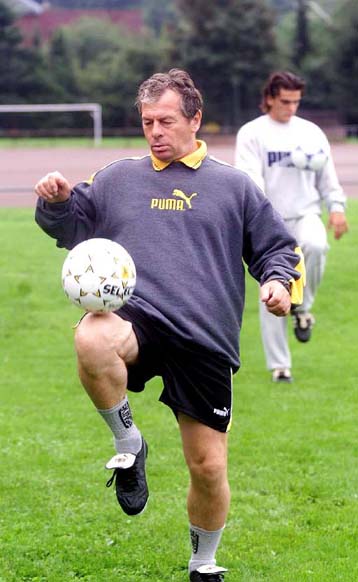 Ανακοίνωση-στήριξη στον Πέτκοβιτς από την ΠΑΕ Αρης