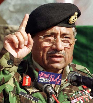 O Moυσαράφ αποκλείει το ενδεχόμενο σύρραξης Ινδίας – Πακιστάν για το Κασμίρ