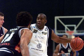 Στις 20 Φεβρουαρίου το φιλικό της ΑΕΚ με την ομάδα του Μάτζικ