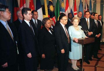 Μείωση των εισφορών τους προς τον ΟΗΕ μελετούν οι ΗΠΑ