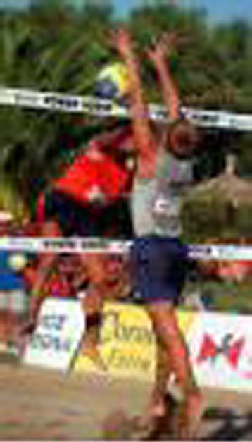 Νίκες για τους Ρουμελιώτη – Μιχαλόπουλο στο διεθνές τουρνουά του ΣΕΦ