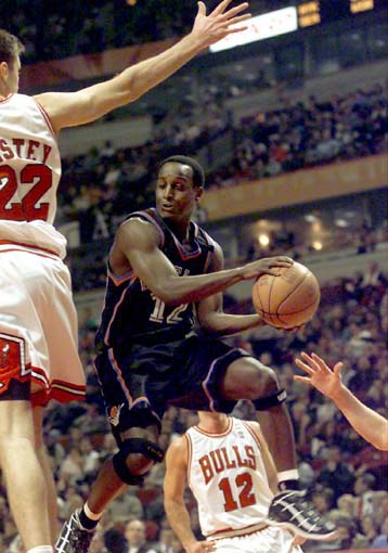 Η Γιούτα σταμάτησε το σερί της Φιλαδέλφεια