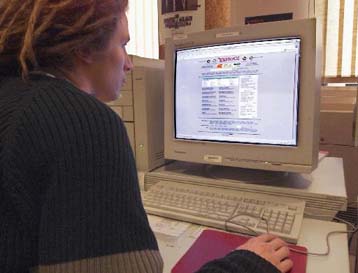 Εταιρείες παραγωγής video game μηνύουν το Yahoo! για παράνομους πλειστηριασμούς