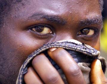 Νέα ανακάλυψη μαζικού τάφου στην Ουγκάντα ανεβάζει σε 800 τον αριθμό των θυμάτων