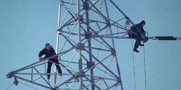 Δασμό στο ηλεκτρικό ρεύμα ζητούν οι ευρωπαϊκές εταιρείες