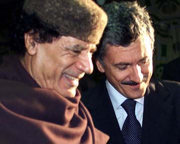 Πιθανή συνάντηση Ρομάνο Πρόντι και Μοαμάρ Καντάφι στο Κάιρο