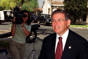 Αμερικανός γερουσιαστής αντίθετος με την πώληση επιθετικών ελικοπτέρων στην Τουρκία