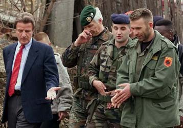 Γάλλος αξιωματικός έδωσε στον Τύπο απόρρητα έγγραφα της KFOR